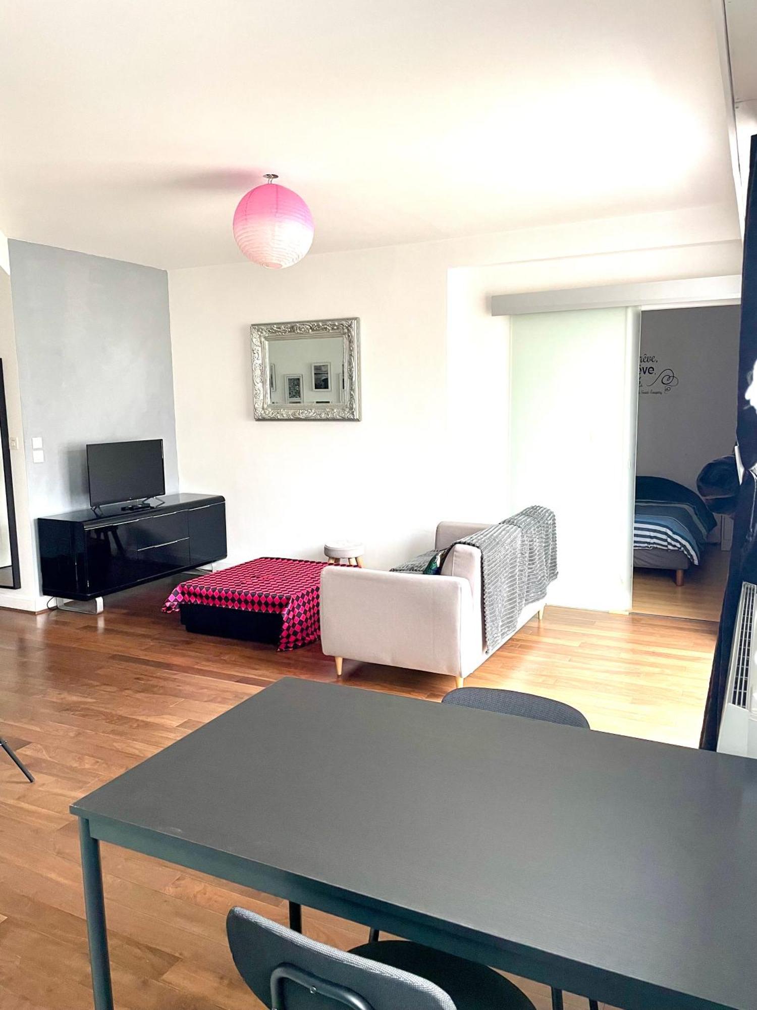 Charmant Appartement En Bord De Cher Saint-Avertin Luaran gambar